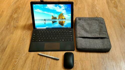 Microsoft Surface pro 4 i5 8gb