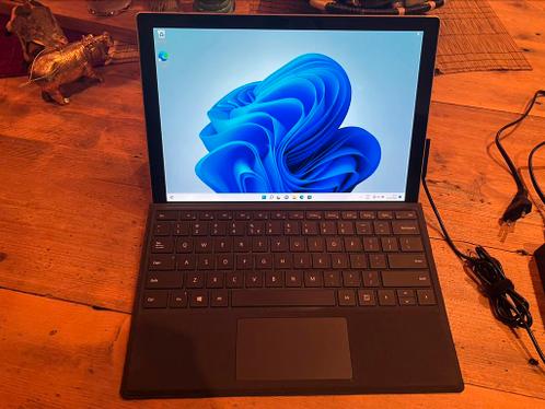 Microsoft Surface Pro 5 256GB SSD 8GB geheugen Windows 11