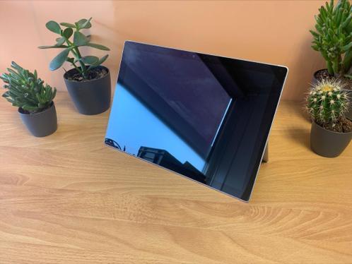 Microsoft Surface Pro 5 - i7, 16GB RAM, 512GB SSD