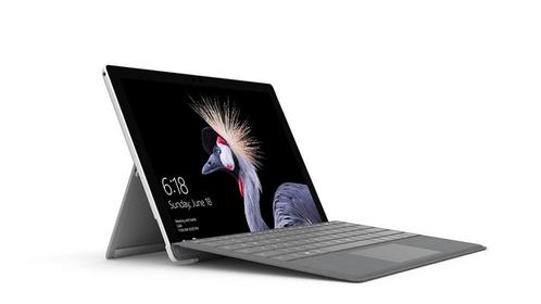 Microsoft Surface Pro 5 met accessoires