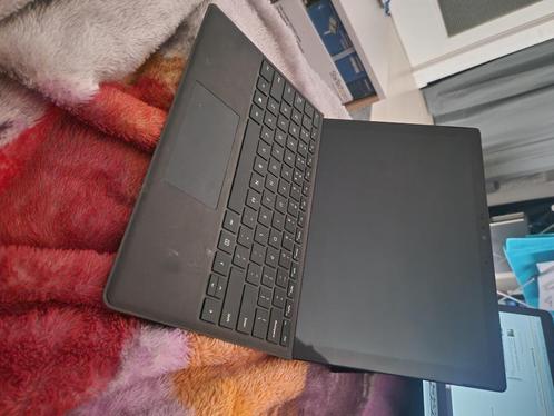 microsoft surface pro 7 256gb ssd i7 core 10th gen 16gb ssd