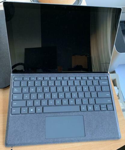 Microsoft Surface Pro 7 (i5, 8Gb, 128Gb) (pen,typecover,sd)