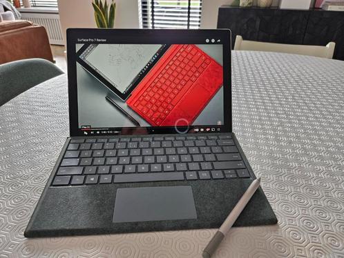 Microsoft Surface Pro 7 i5 8GB  Incl. toetsenbord en Pen