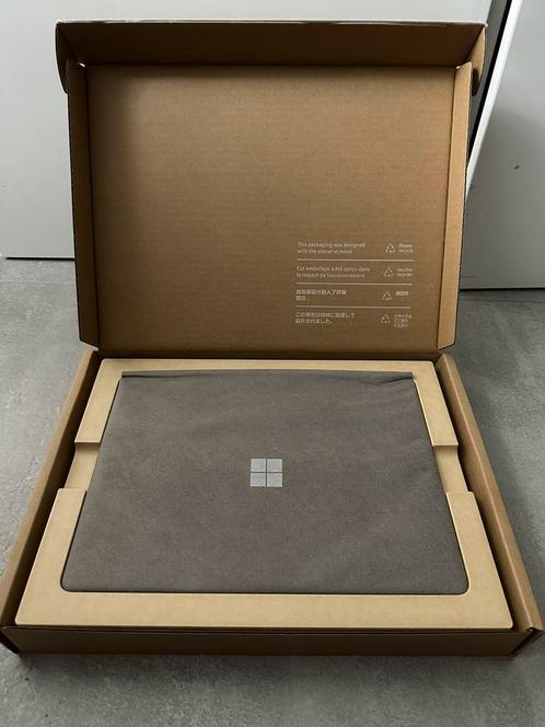 Microsoft Surface Pro 9 i5 1235u, 16GB ram, 256GB opslag