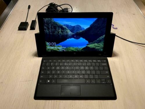 Microsoft Surface Pro Tablet Model 1514 128GB