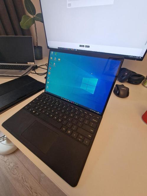 Microsoft Surface pro X  Pen  Keyboard