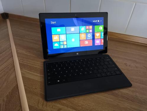 Microsoft Surface RT 32GB  2 Typecovers  Leren hoes  64GB