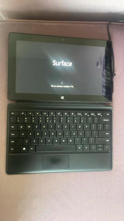 Microsoft surface RT 32gb met keyboard en lader