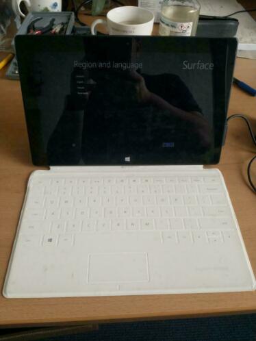 Microsoft Surface RT 64 GB, incl . Office