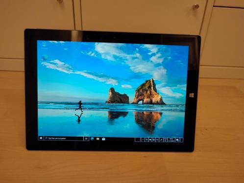 Microsoft Surface tablet 2GB ram 64GB opslag Windows 10