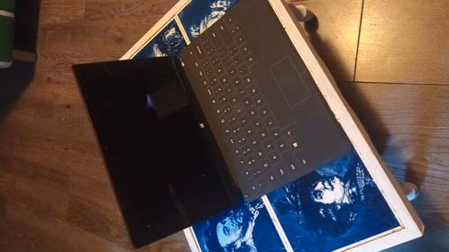 Microsoft surface Windows 64gb inkl.oplader en toetsenbord.