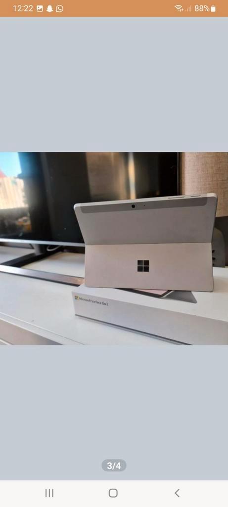Microsoft surfece go2 tablet laptop