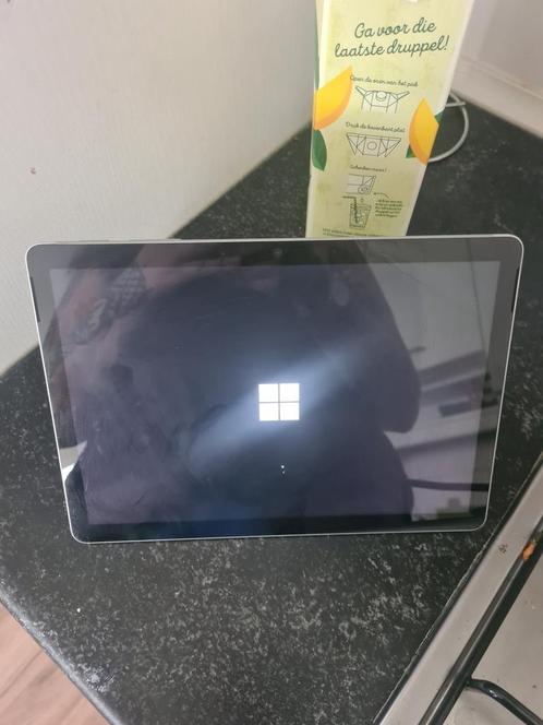 Microsoft tablet laptop 64gb