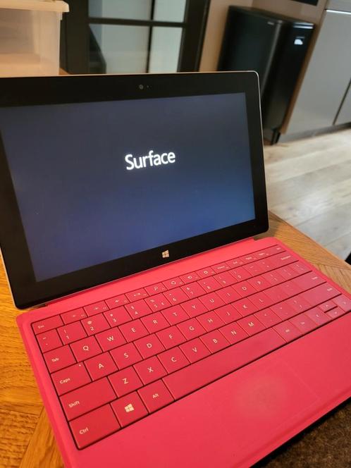 Microsoft tablet Surface 2 32GB incl toetsenbord en hoes