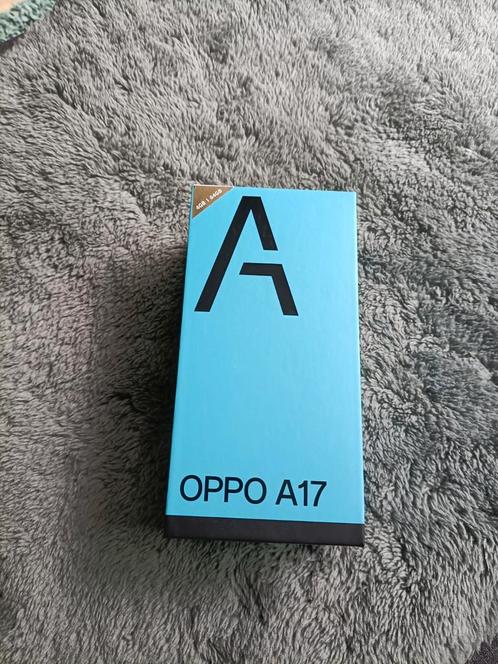 Midnight Black OPPO A17  telefoon