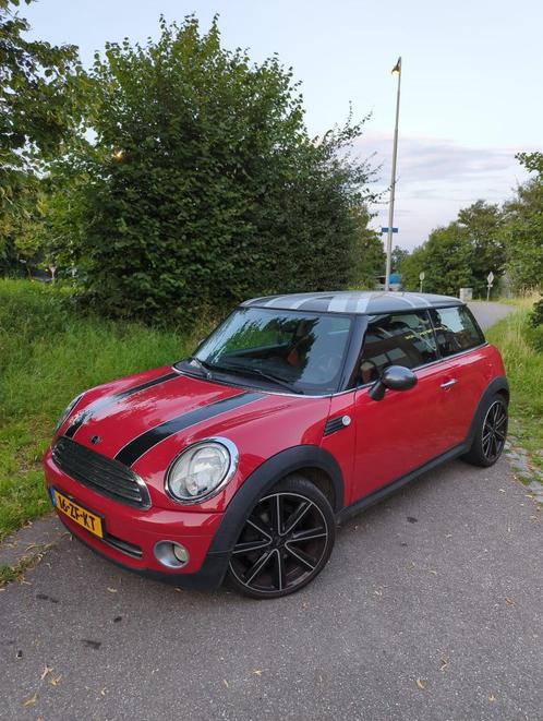 Mini 1.6 Cooper 2008 Rood