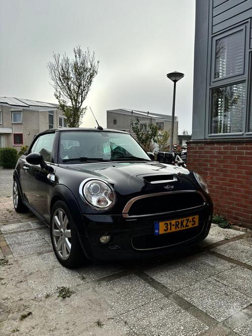 Mini 1.6 Cooper S Cabrio 2010 Zwart