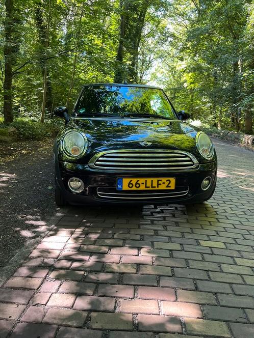 Mini Cabrio 1.6 120pk 2010 Zwart