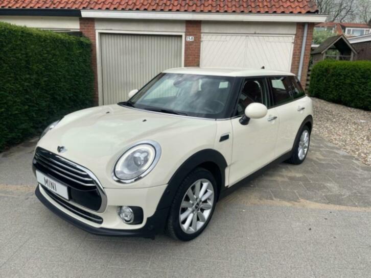 Mini Clubman 1.5 Cooper Chilli Serious Business automaat