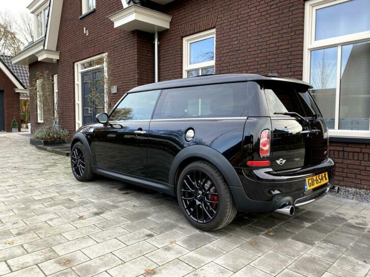 Mini Clubman 1.6 John Cooper Works 2011 Zwart