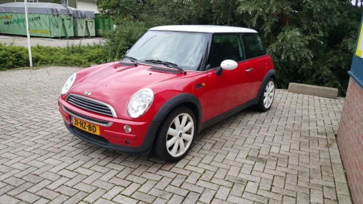 Mini Cooper 1.6 16V ONE Rood 17034velgen, Apk2016, org. NL
