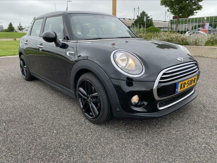 MINI COOPER 5-DRS NAVI 136pk 11-2016 80979km Business Yours