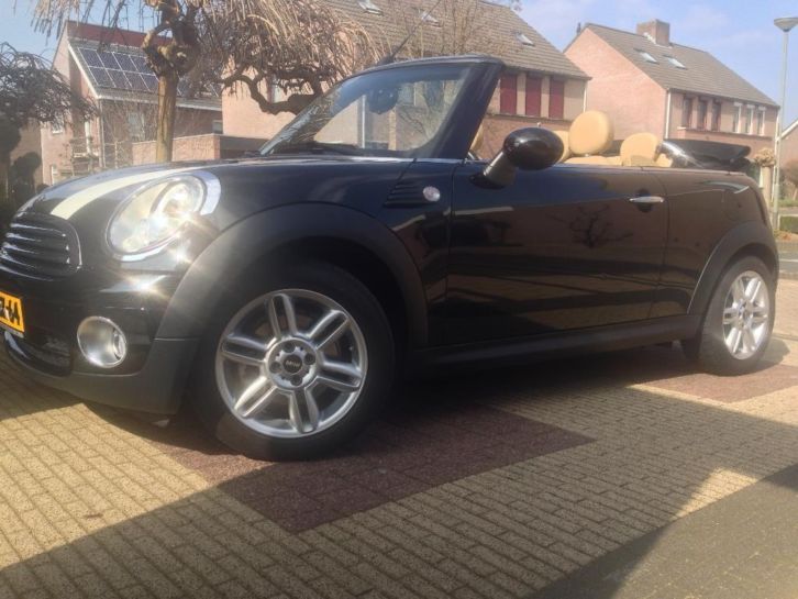 Mini Cooper Cabrio Pepper 2009 (45000KM) 13950