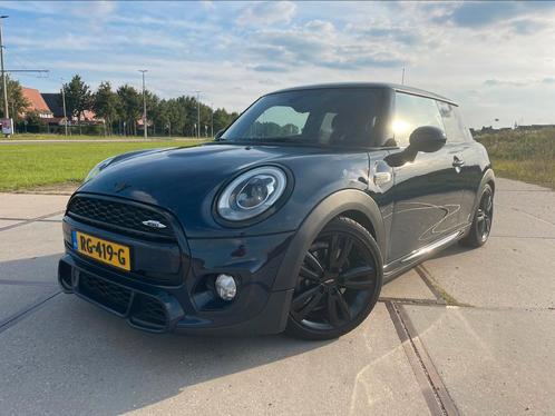 MINI Cooper JCW-pakket  JCW pro uitlaat  JCW pro verlaging