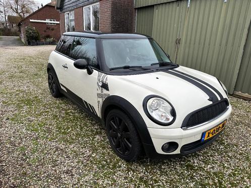 MINI COOPER - Keyless Entry - Cruise Control - Airco - Xenon