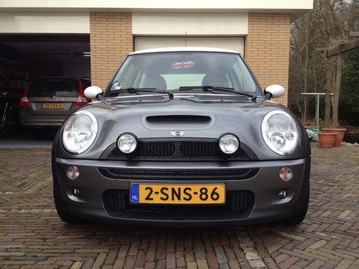 Mini Cooper S 200pk - 82.000km - zomer en winter wielen