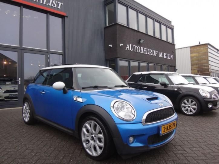 Mini Cooper S chili 174pkpanoramaxenon17034S (bj 2007)