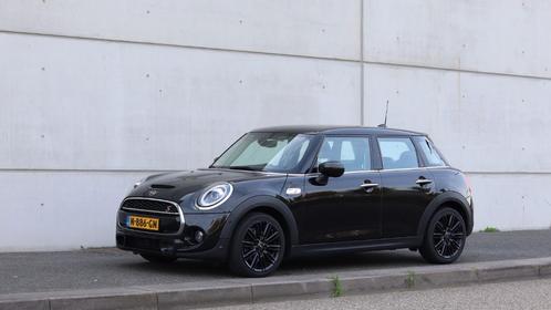 Mini Cooper S Chili 5-deurs (f55) 2.0 192pk Aut 2020 Zwart