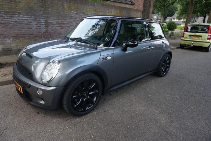 Mini Cooper S Metallic Grijs (bj 2004)