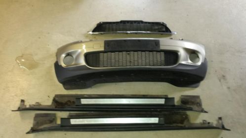 Mini cooper s r56 bumper set. 