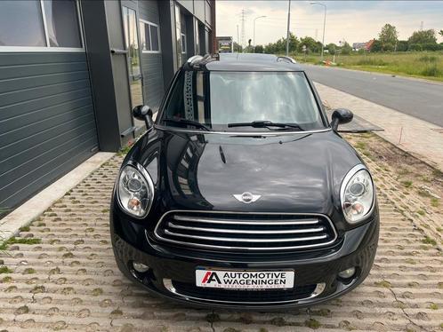 Mini Countryman 1.6 Cooper 2011 Zwart PANO