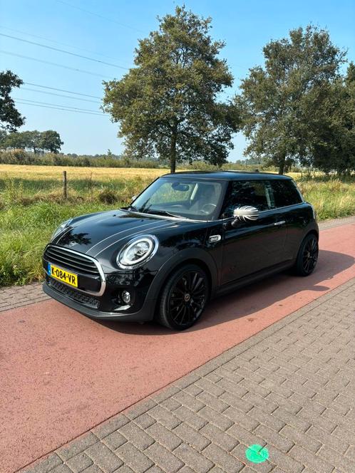 Mini (f56) 1.5 136pk 112019 Zwart