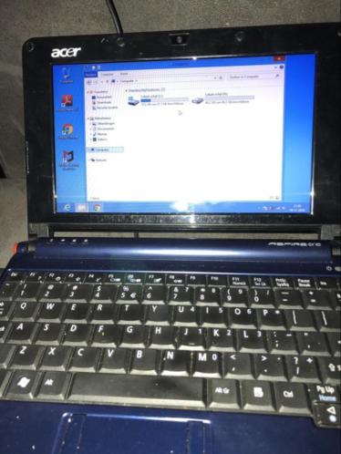 Mini laptop, acer aspire one.