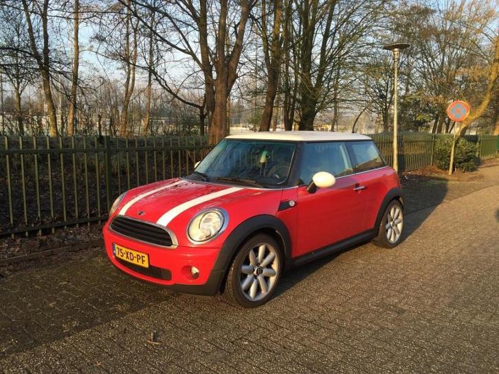 Mini Mini 1.4 16V ONE 2007 Rood