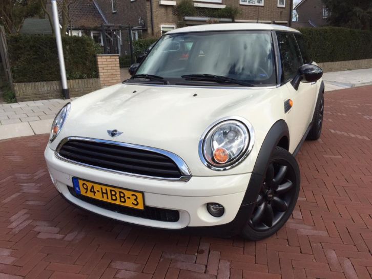 Mini Mini 1.4 16V ONE 2008 BeigeWit