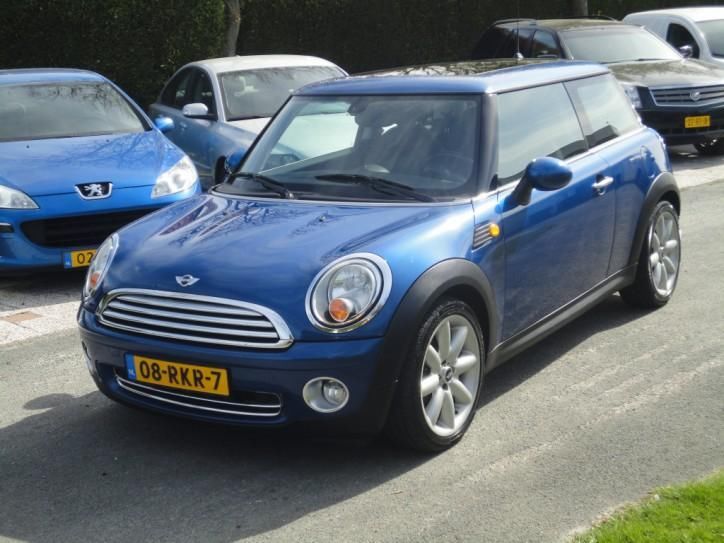 MINI Mini 1.6 Cooper AUTOMAAT PANORAMADAK HALF LEDER PDC