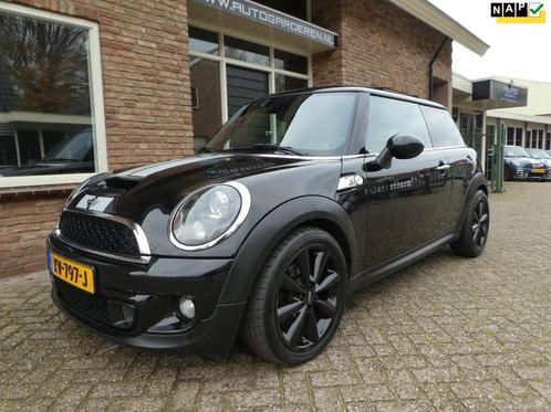 Mini Mini 2.0 Cooper SD Westminster Leder  Navi  Panoramad