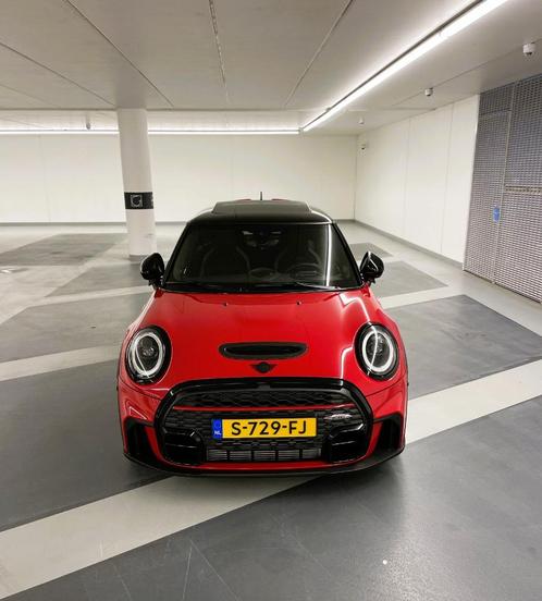 Mini Mini 3-deurs (f56) 2.0 231pk Aut 2023 Rood Carbon JCW