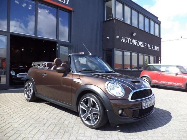 Mini Mini cabrio Cooper S 184pkhotchocolatenavifull optio