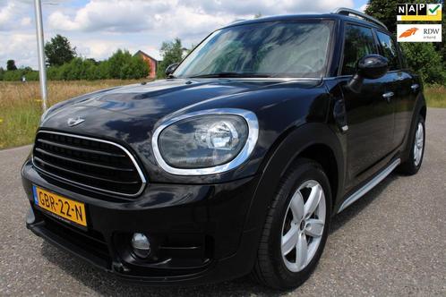 Mini Mini Countryman 1.5 Cooper ZWART