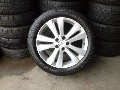 Mitsubishi 18inc Grandis lancer Pirelli Scorpion 235-50-18