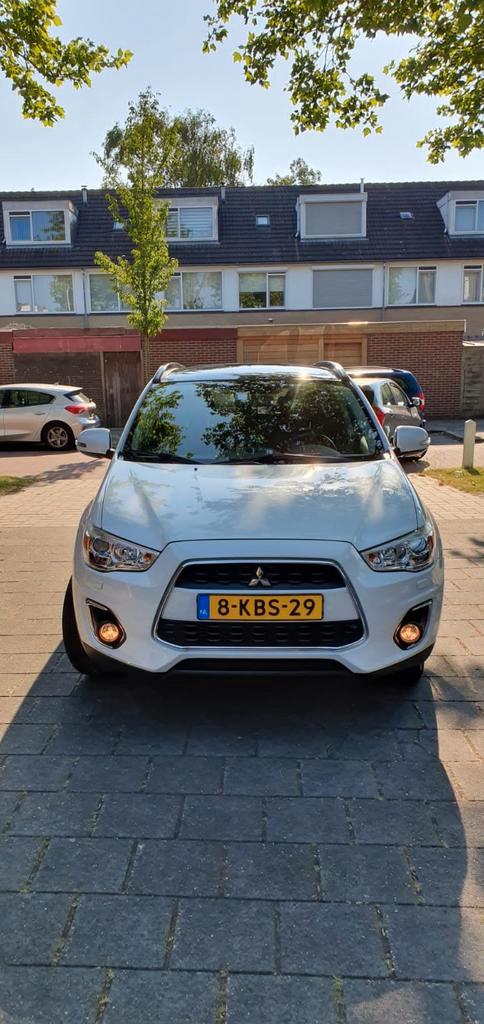 Mitsubishi ASX 1.6 86KW 2013 parelmoer wit.130.000 op teller