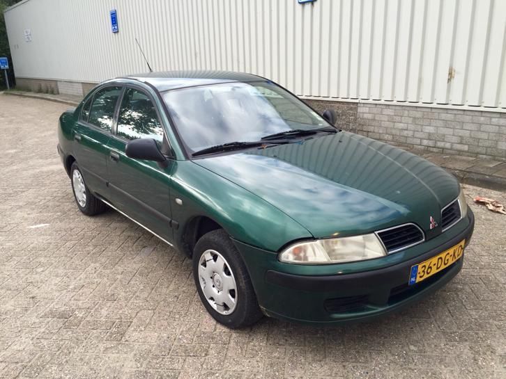 Mitsubishi Carisma 1.6 Comfort Airco 2000 Groen