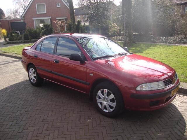 Mitsubishi Carisma 1.8 GDI Comfort Airco nieuwe Apk