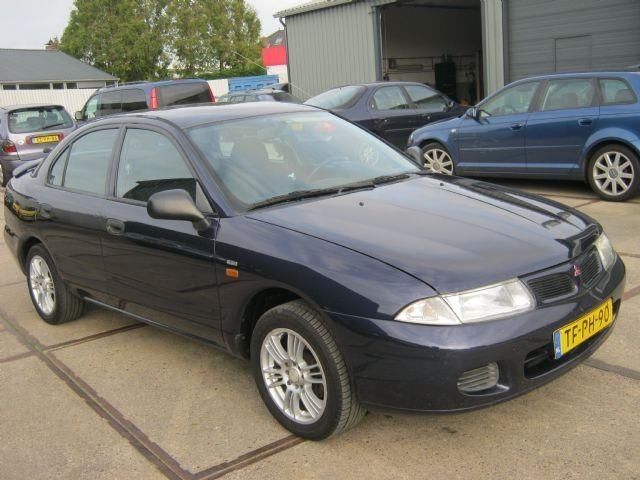 Mitsubishi Carisma 1.8 L Hatchback (bj 1998)