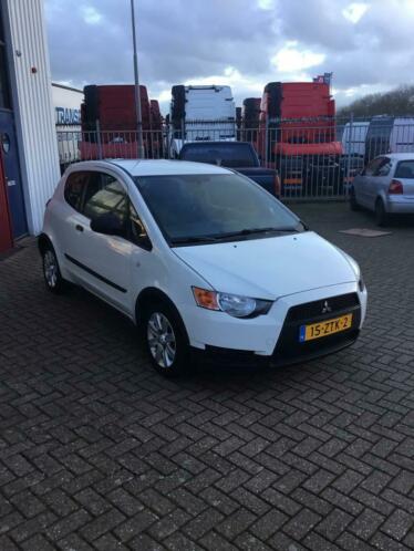 Mitsubishi Colt 1.1 3-DR 2011 Wit airco